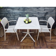 Набор пластиковой мебели Bora-Clip белый (2+1)